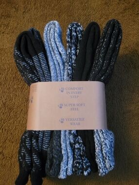 NEW BearPaw Boot Socks- 6 Pair Black/Gray